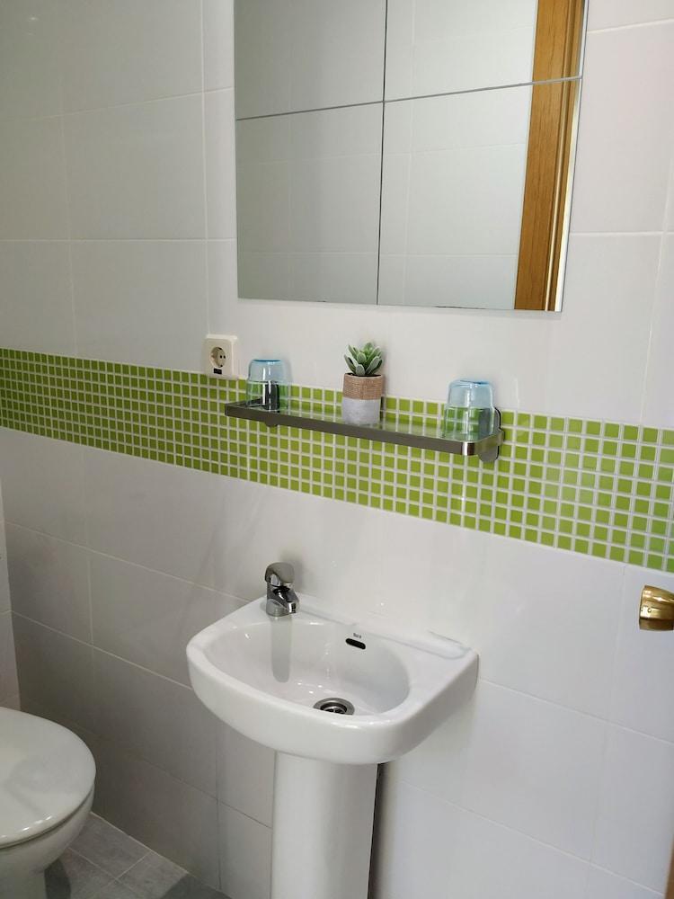 Hostal Abitum Madrid Exterior photo