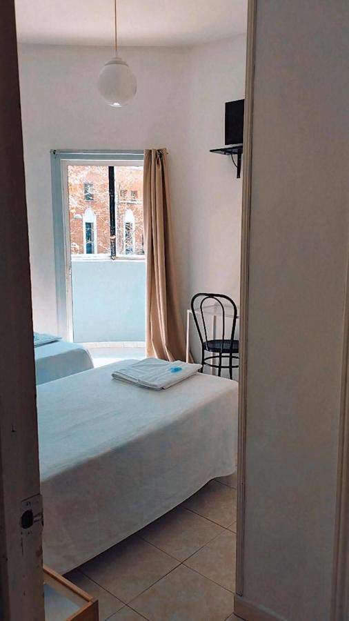 Hostal Abitum Madrid Exterior photo