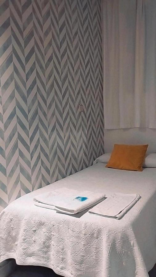 Hostal Abitum Madrid Exterior photo