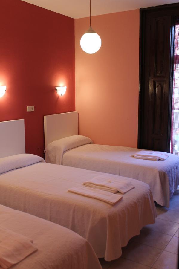 Hostal Abitum Madrid Exterior photo