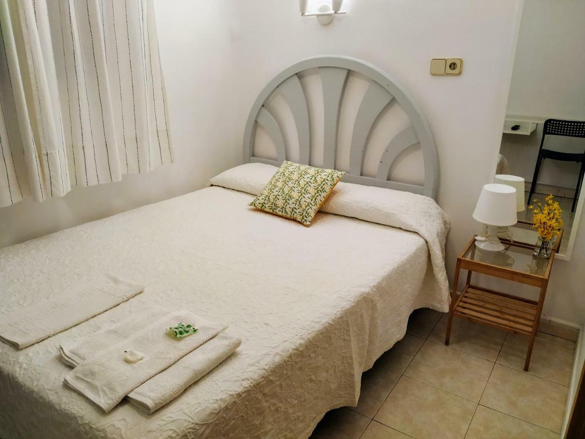 Hostal Abitum Madrid Exterior photo
