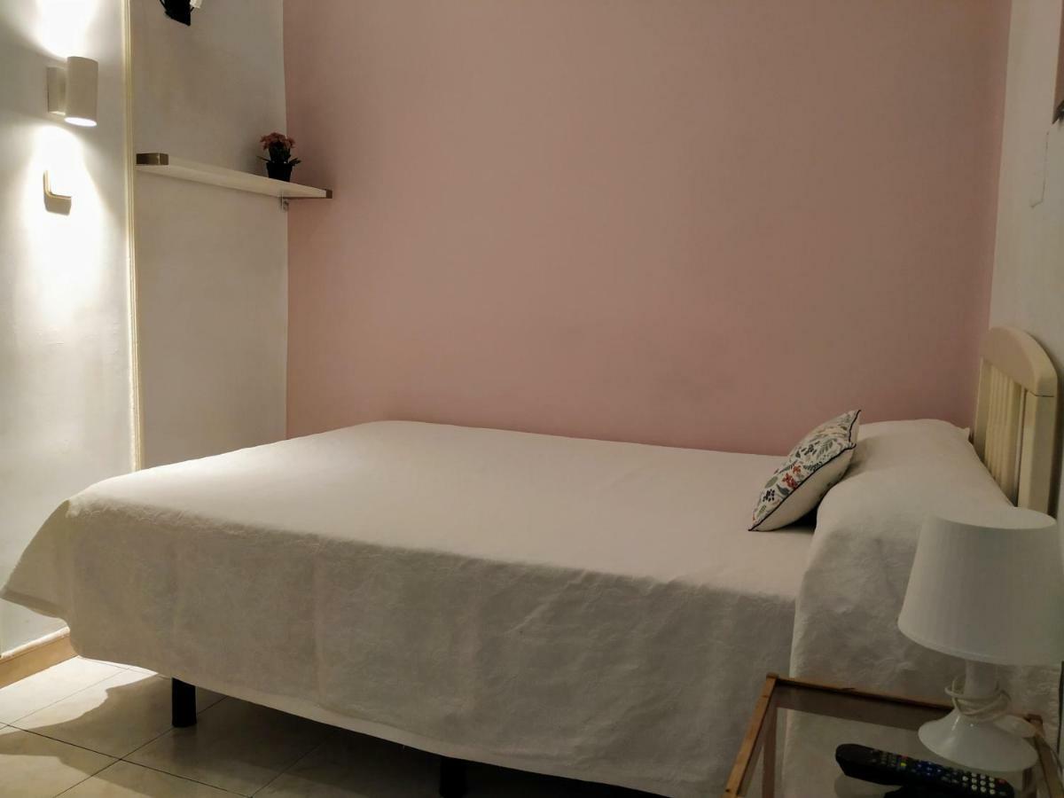 Hostal Abitum Madrid Exterior photo