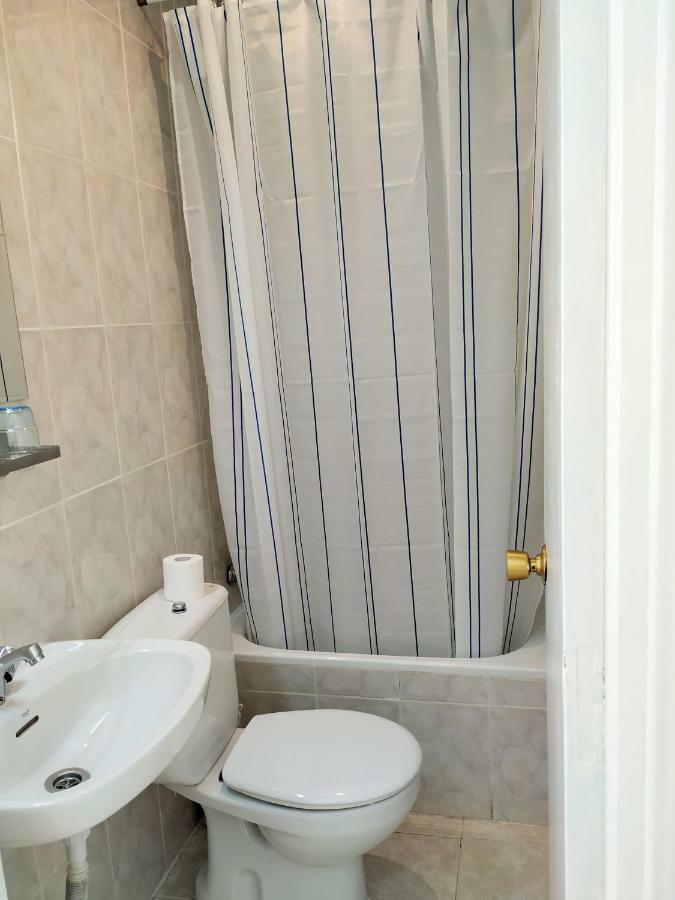 Hostal Abitum Madrid Exterior photo