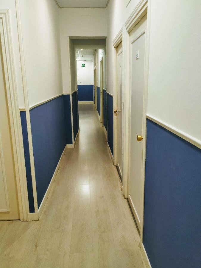 Hostal Abitum Madrid Exterior photo